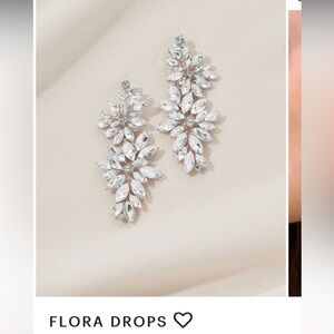 Olive & Piper Flora Drops Earrings